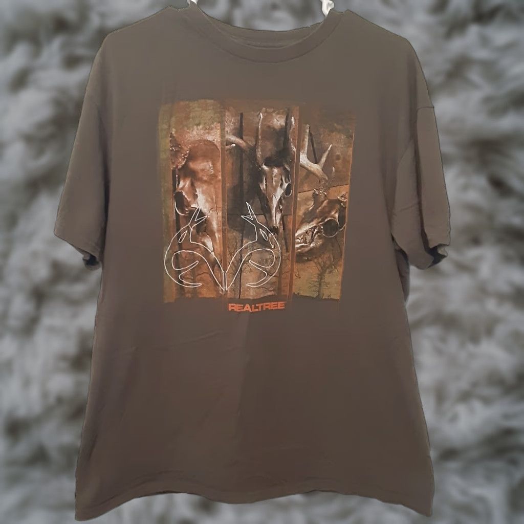 Realtree Realtree Mens M T Shirt Graphic Short Sleeve Hunting Outdoors Crew Neck Green Size US M / EU 48-50 / 2 - 1 Thumbnail