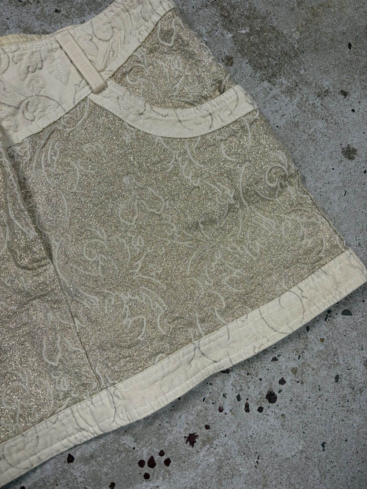 Just Cavalli 2000s Just Cavalli Roberto Beige Gold Mini Skirt Cow Belt Size 32" / US 10 / IT 46 - 4 Thumbnail