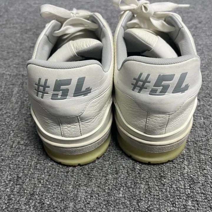 Louis Vuitton Louis Vuitton Trainer White Low-Top Fashion Sneakers -2508 Size US 9.5 / EU 42-43 - 3 Thumbnail