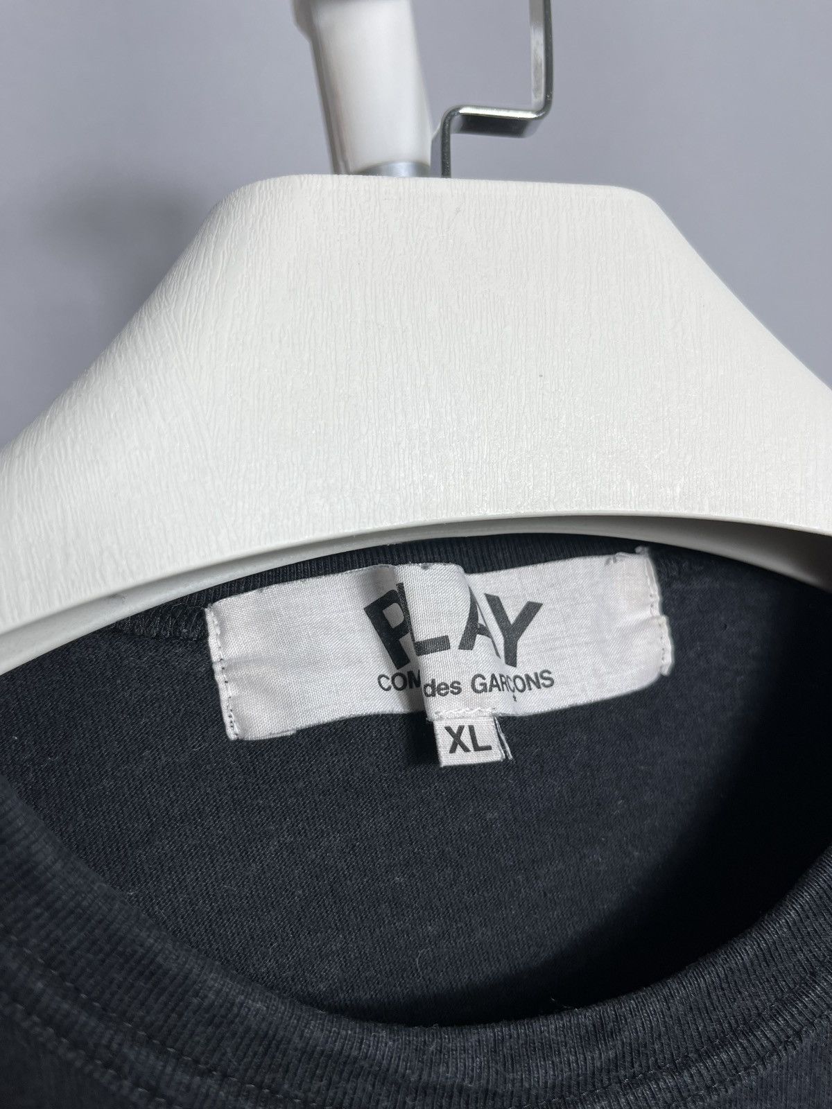 Comme des Garcons COMME DES GARCONS CDG PLAY RED HEART MENS AZ-T108 cotton tee Size US XL / EU 56 / 4 - 4 Thumbnail