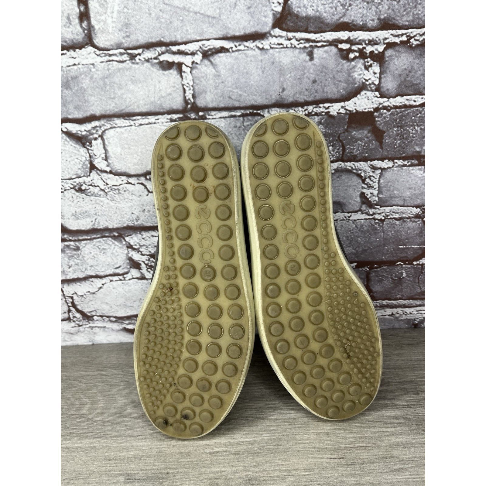 Ecco Ecco Danish Design Gray Leather Lace Up Sneakers Shoes Women Size US 6.5 / IT 36.5 - 8 Thumbnail