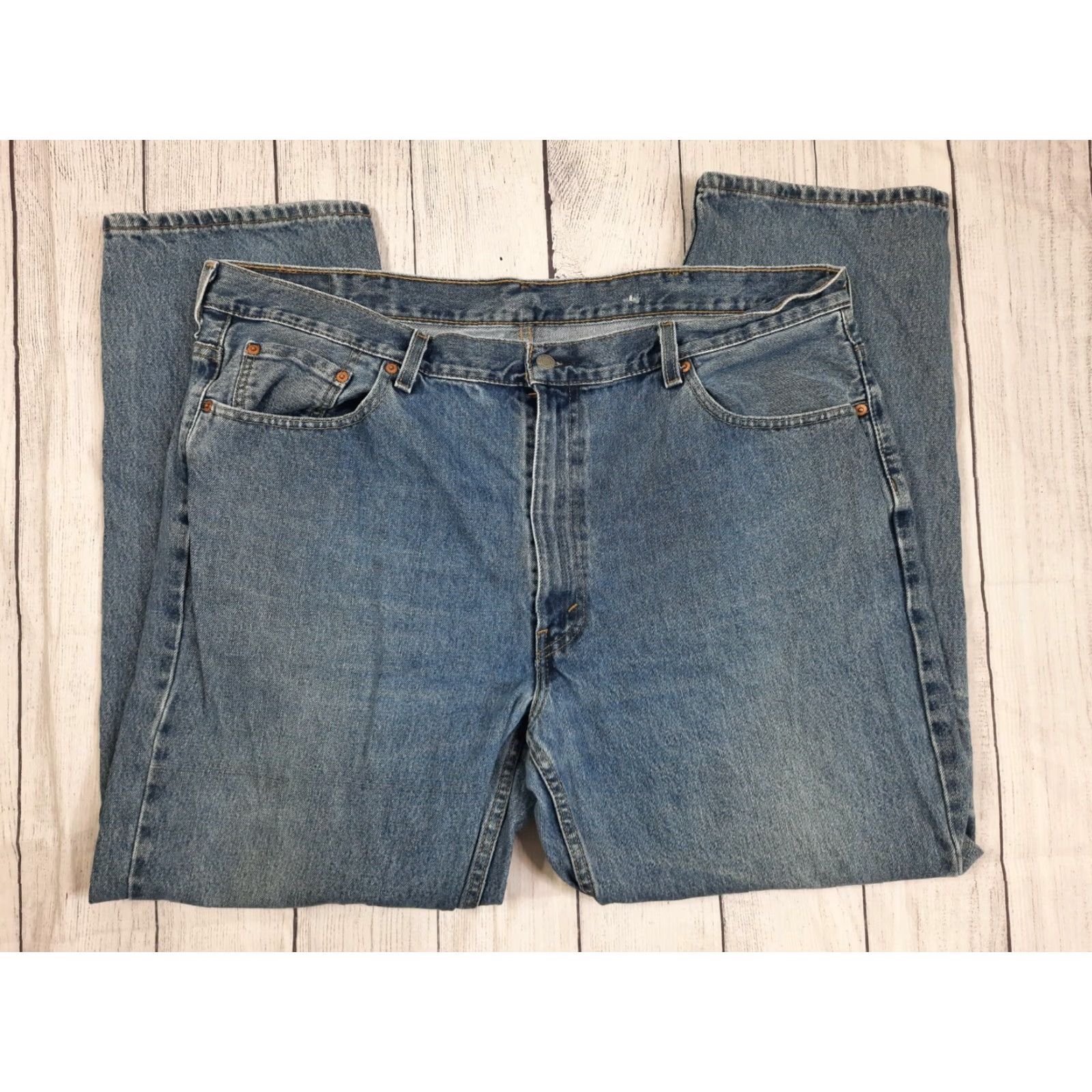 Levi's Levi’s 550 Jeans Men Relaxed Fit 42x30 Medium Wash Denim Workwear Levi's Denim 100% Cotton Pockets Zipper Fly Men Classic Vintage No Size US 42 / EU 58 - 6 Thumbnail