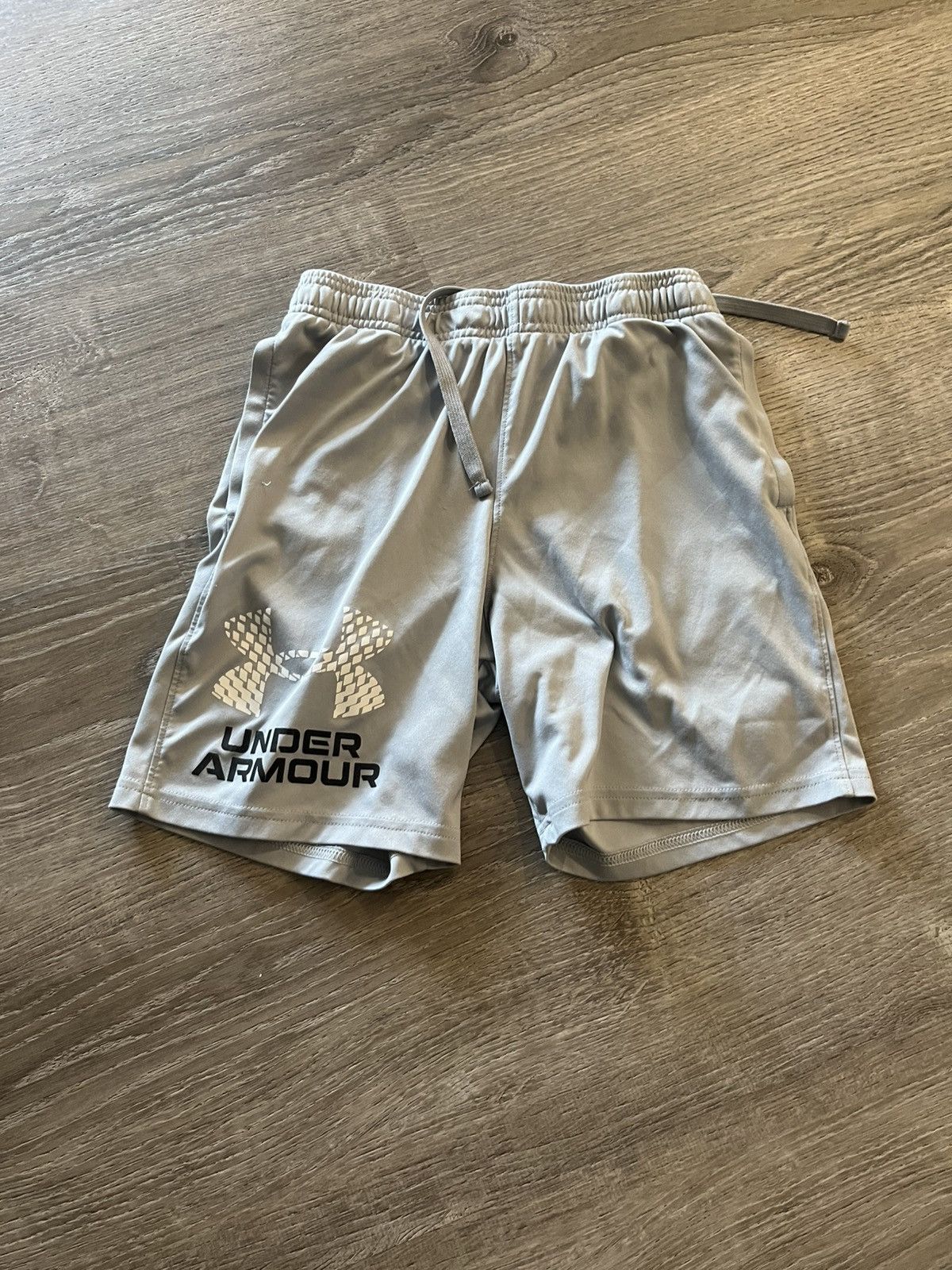 Under Armour - Under armour Gray boys Sweat shorts Size US 26 / EU 42 - 1 Thumbnail