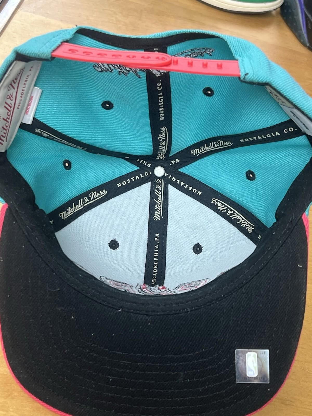 Mitchell & Ness Mitchell Ness San Antonio Spurs Teal Pink Snapback NBA Size ONE SIZE - 8 Thumbnail