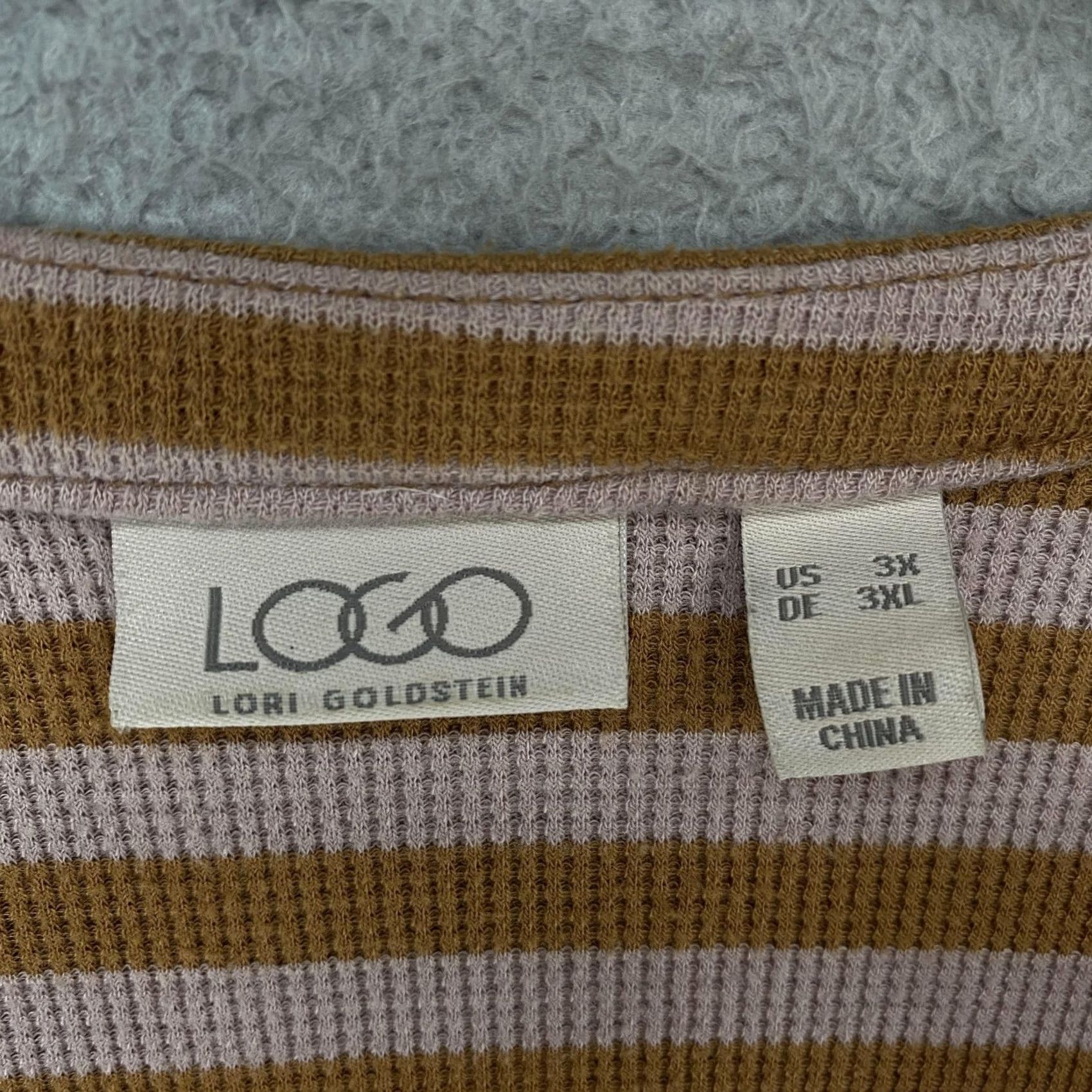 Vintage LOGO Lori Goldstein Tunic Top Womens 3X Brown Button Front Lace Layered Stripe V-Neck Long Sleeve Blouse Size XXL / US 16-18 / IT 52-54 - 6 Thumbnail