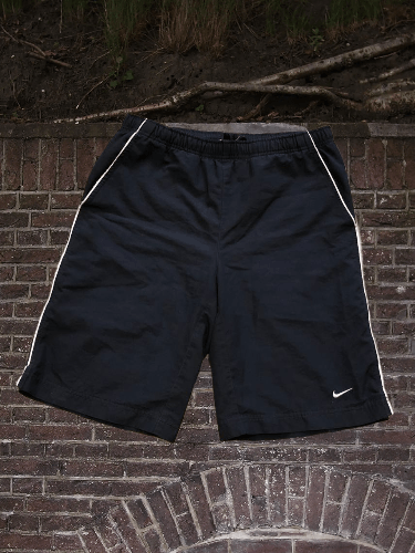 Nike Nike Shorts Size US 28 / EU 44 - 1 Thumbnail
