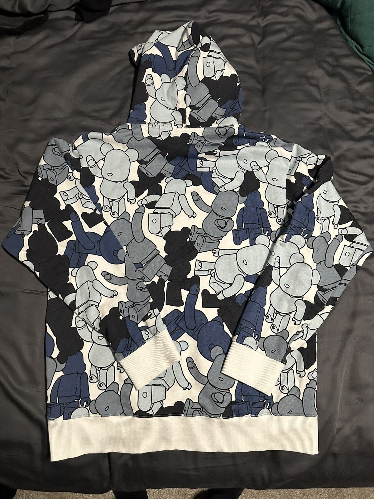 Kith Kith x Bearbrick Pattern Hoodie (Large) Size US L / EU 52-54 / 3 - 5 Thumbnail