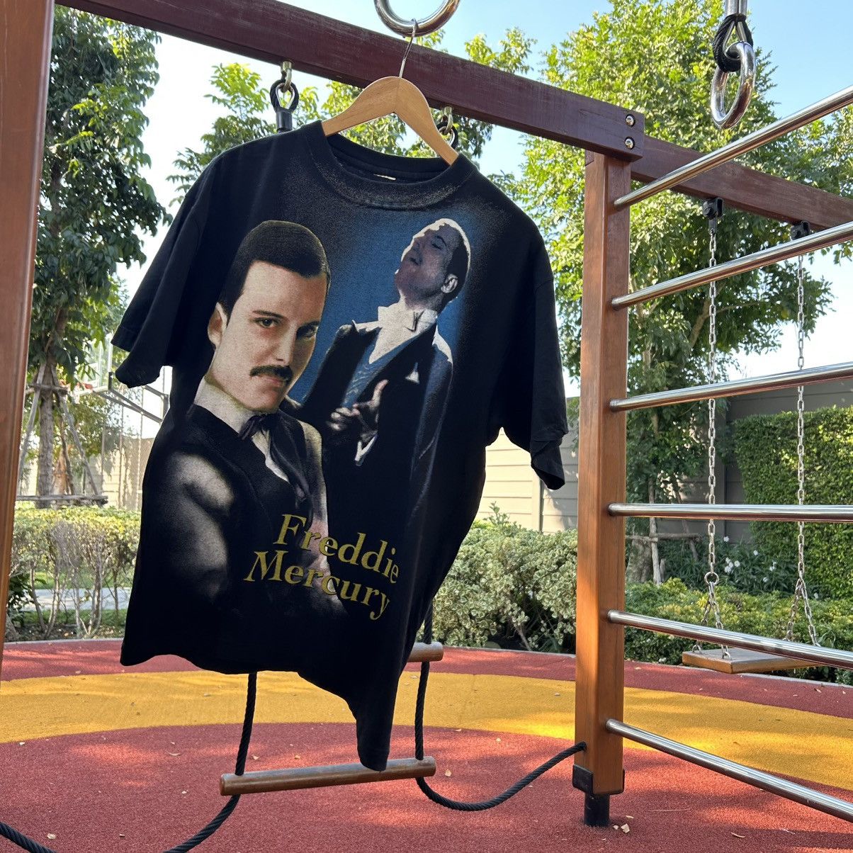 Band Tees Freddie Mercury Queen 90 Bootleg Size US XL / EU 56 / 4 - 1 Thumbnail