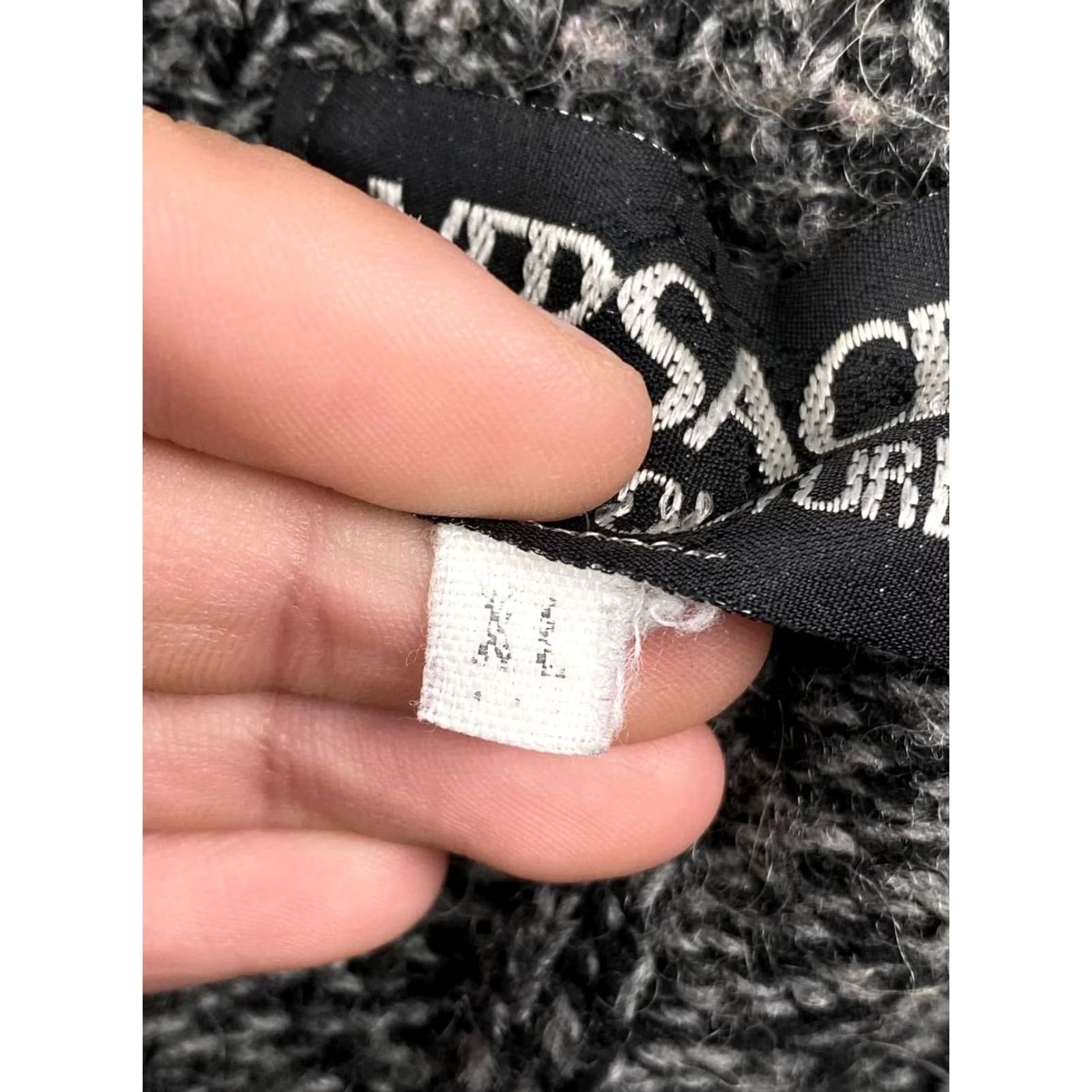 Versace VINTAGE Versace Jeans Couture 1/4 Zip Ribbed Knit Sweater Men XL Gray Shirt Pullover Knit Wool Logo 1/4 Zip Winter Fall Mens XL Gray Size US XL / EU 56 / 4 - 7 Thumbnail