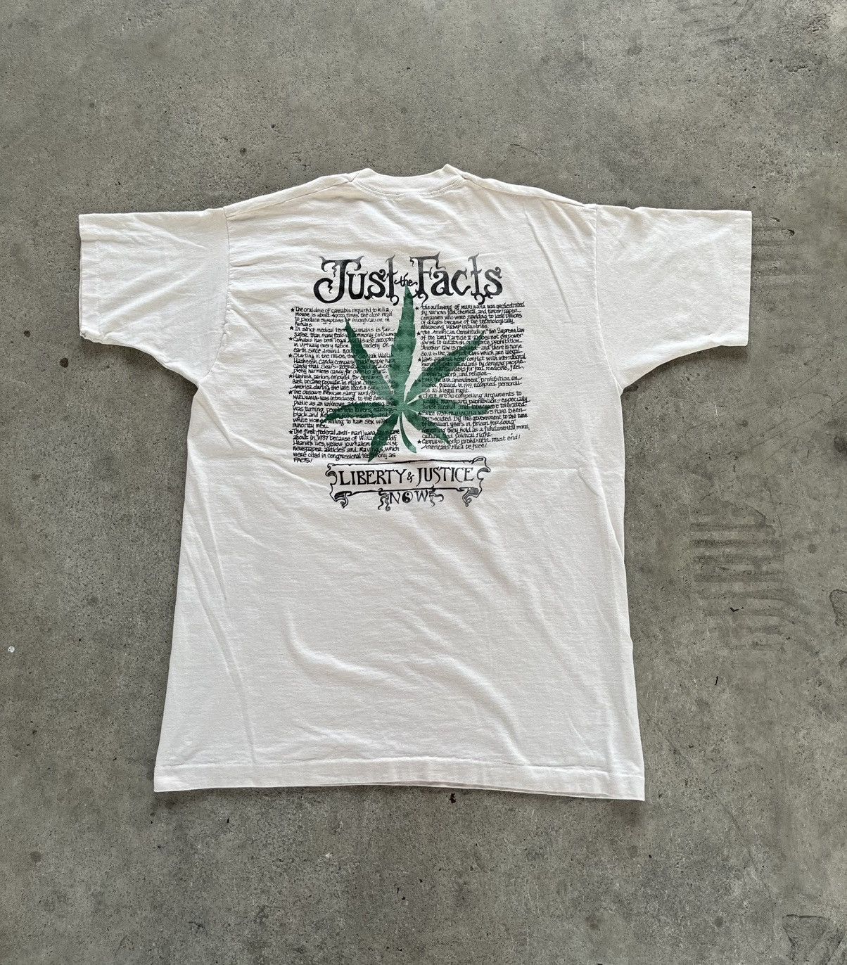 Vintage Ask a doctor t- shirt 90’s Size US XL / EU 56 / 4 - 6 Thumbnail