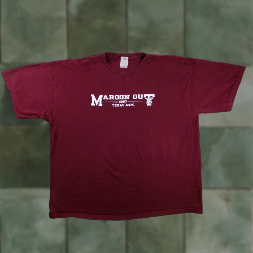 Gildan Gildan Texas A&M Maroon Out 2007 Graphic Tee Men 2XL Red College Casual Shirt Size US XXL / EU 58 / 5 - 1 Thumbnail