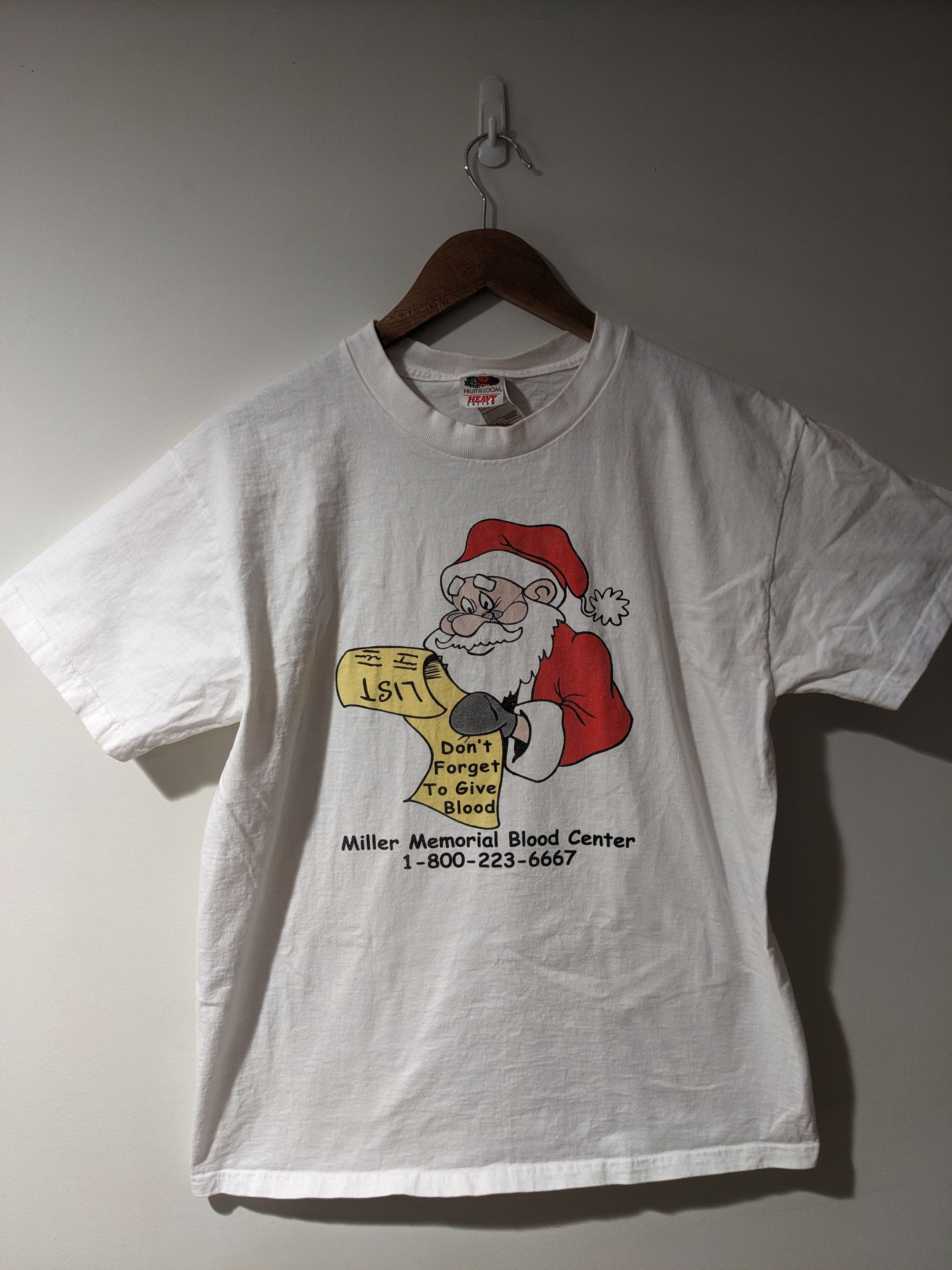 Fruit Of The Loom × Vintage Vintage 90s Santa List Miller Memorial Blood Center T-Shirt Size US L / EU 52-54 / 3 - 1 Thumbnail