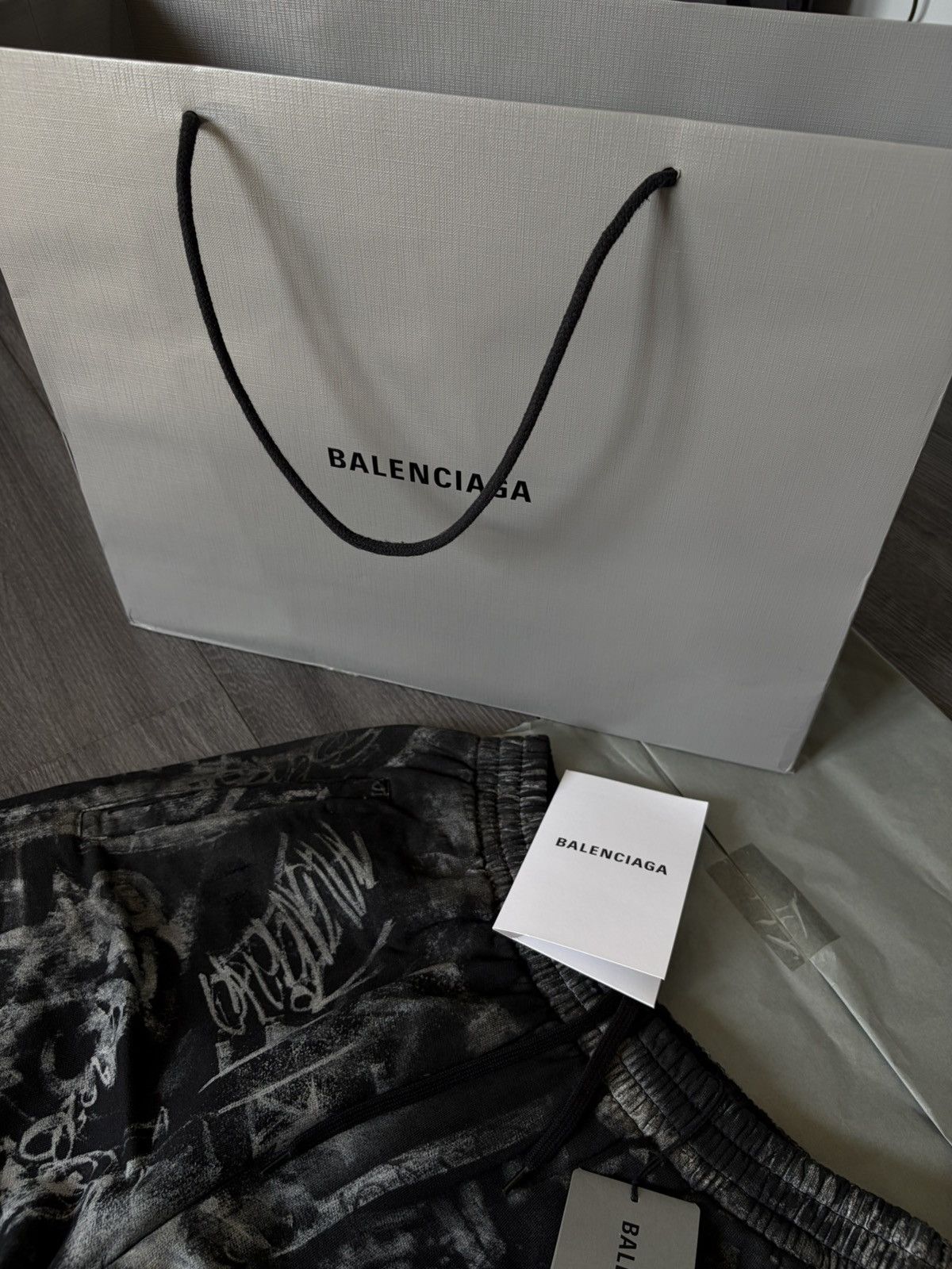 Balenciaga Balenciaga Skater Graffiti Sweatpant DS Size US 30 / EU 46 - 8 Thumbnail
