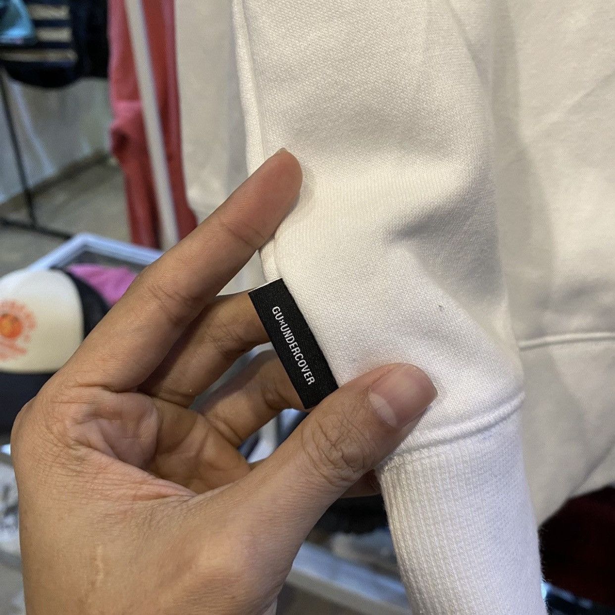 GU × Undercover GU UNDERCOVER White Alien Hoodie Size US S / EU 44-46 / 1 - 11 Thumbnail