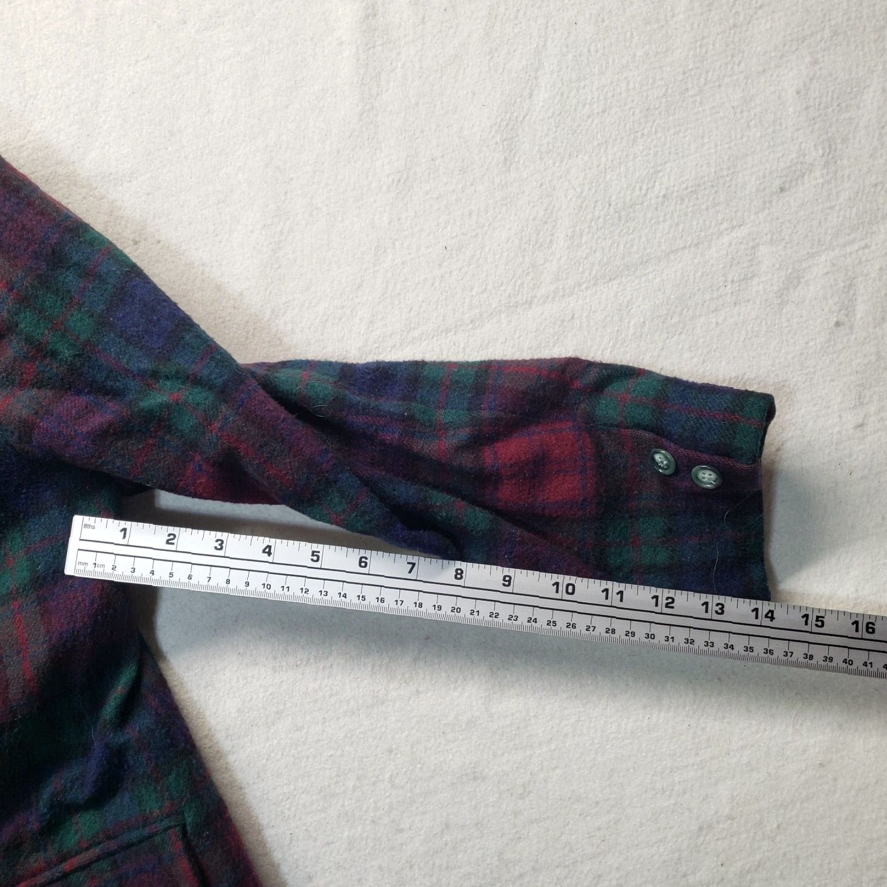 Charter Club VINTAGE Charter Club Blazer Shirt 10 Red Plaid Wool Women's Adult Jacket Blazer 90s Womens Size L / US 10 / IT 46 - 7 Thumbnail