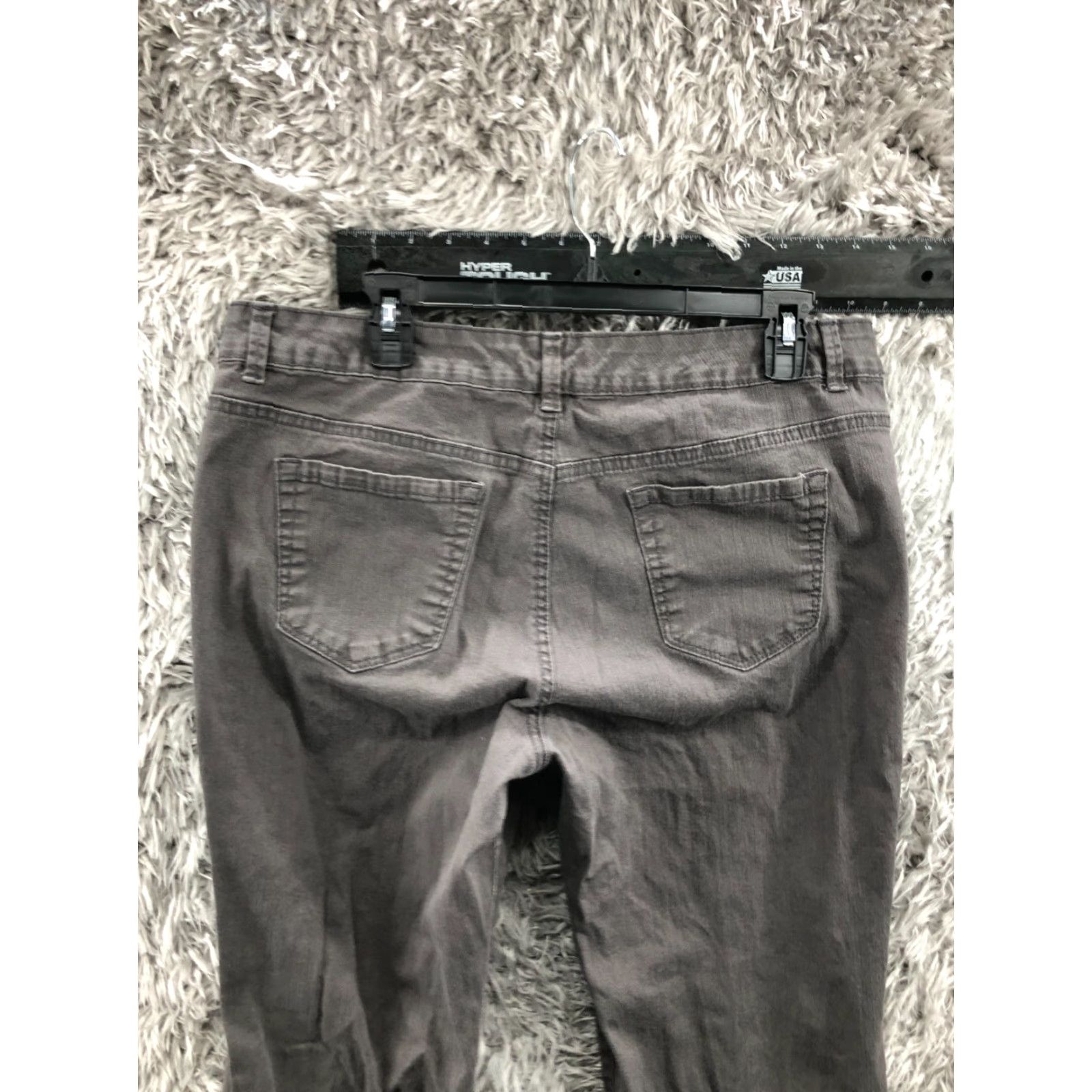 Vintage Bandolino Jeans Size 16 Womens Medium Wash Gray Straight 5-Pocket Denim Cotton Belt Loops Regular Inseam 31 in Mens? Womens? Size 38" / US 16 / IT 52 - 6 Thumbnail