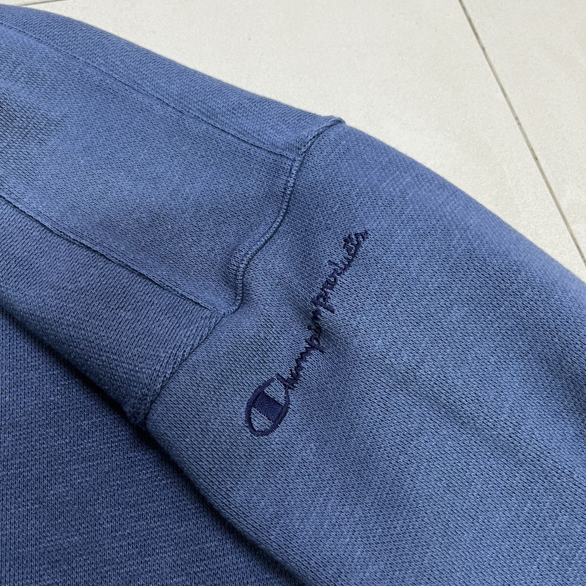 Champion × Japanese Brand × Vintage Vintage Champion Cropped Sweatshirt/Pullover Size US S / EU 44-46 / 1 - 5 Thumbnail
