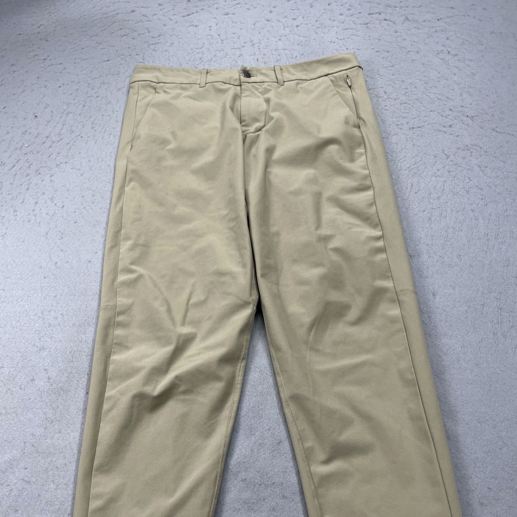 Lululemon Lululemon Pants Mens 32x27 Beige Commission Slim Fit Warpstreme LM5439S Chino Pants Men Beam Vintage: No Size US 32 / EU 48 - 3 Thumbnail