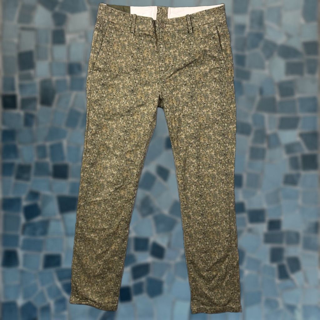 Levi's Levis Pants Mens 32x34 Camo Trouser Army Utility Baggy Work Military Fatigue Cargo Pants Mens Regular Green Camouflage Army Theme 90s? Size US 32 / EU 48 - 1 Thumbnail