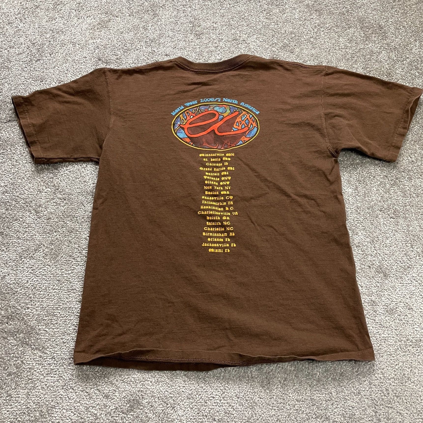 Fruit Of The Loom VINTAGE Fruit of the Loom Eric Clapton Slowhand T-Shirt Womens Medium Brown Music 60s Graphic Print Casual Size M / US 6-8 / IT 42-44 - 2 Thumbnail