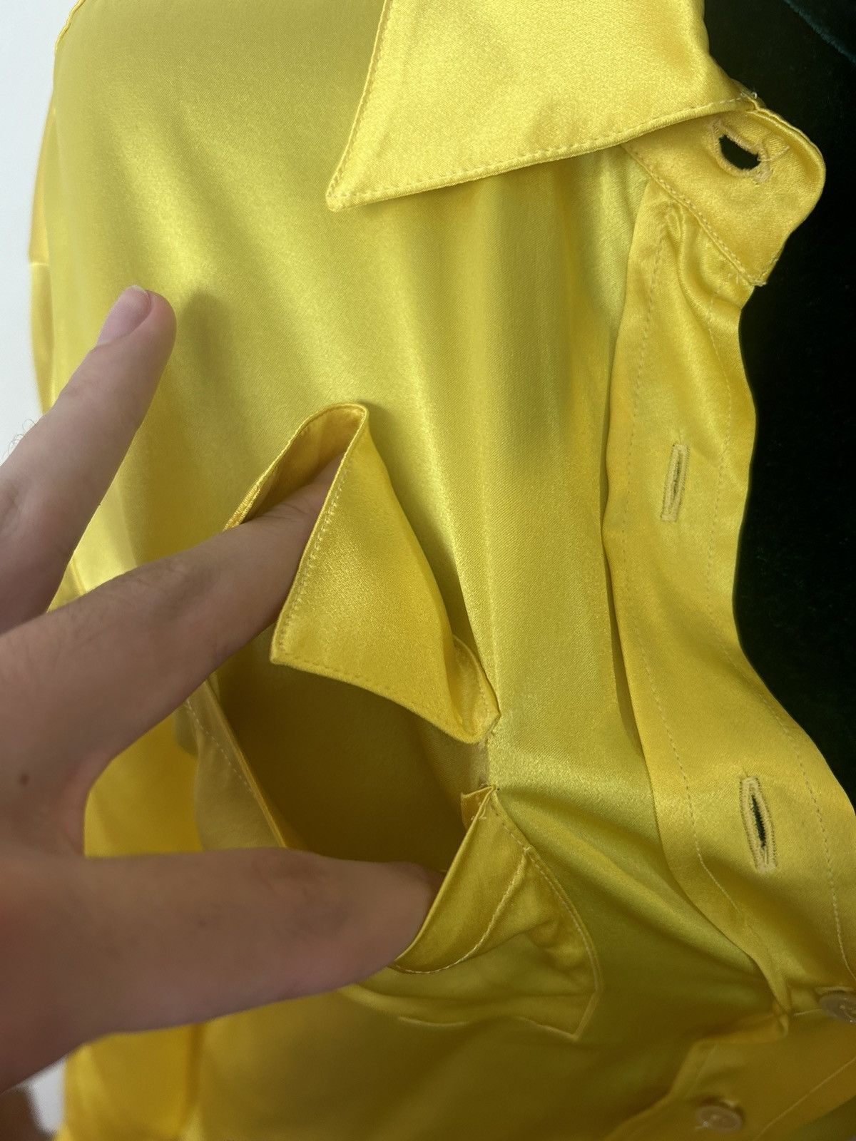 Blumarine Yellow satin silk bulmarine office button up Size M / US 6-8 / IT 42-44 - 5 Thumbnail