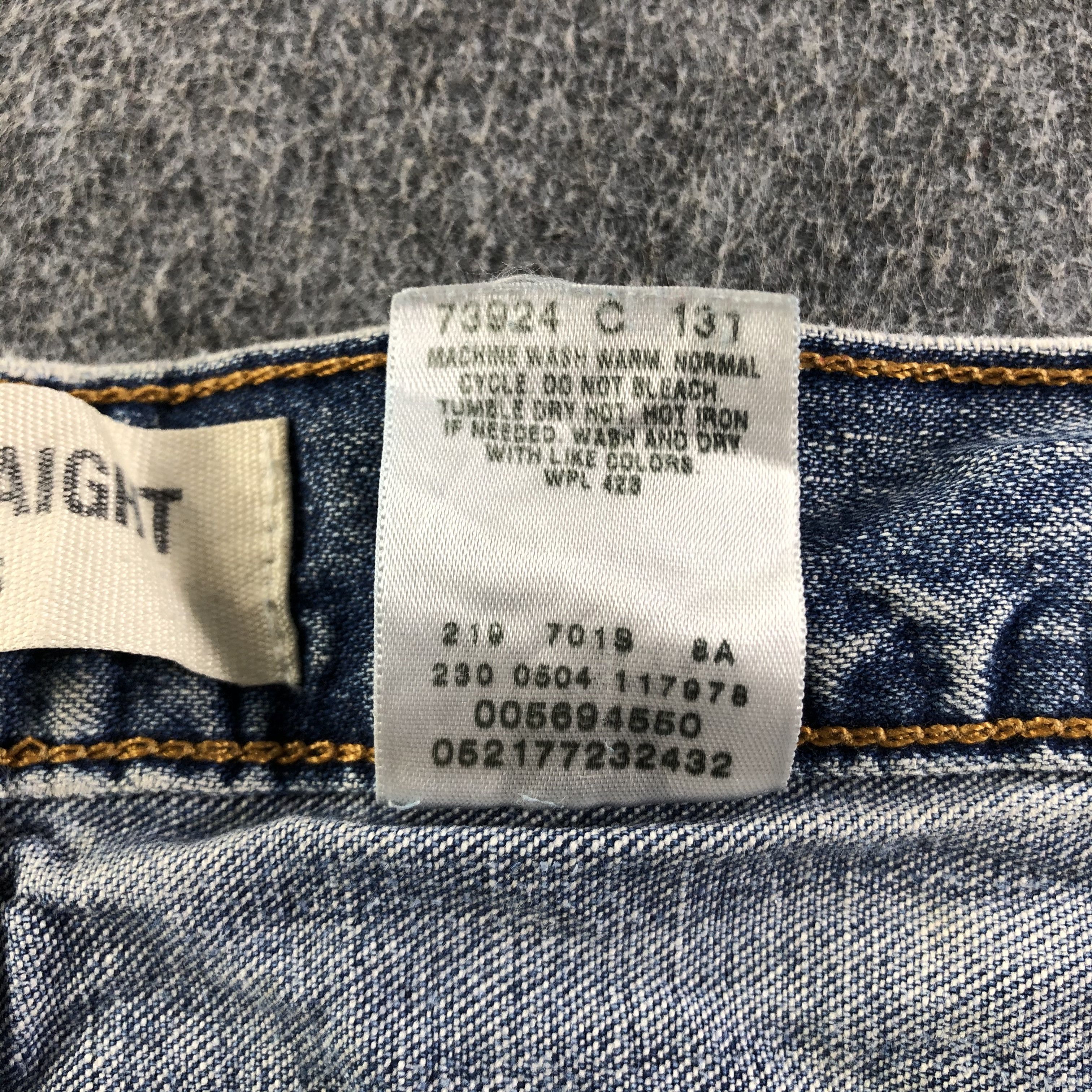 Levi's Vintage Blue Wash Levis 569 Jeans-J3362 Size US 37 - 12 Thumbnail