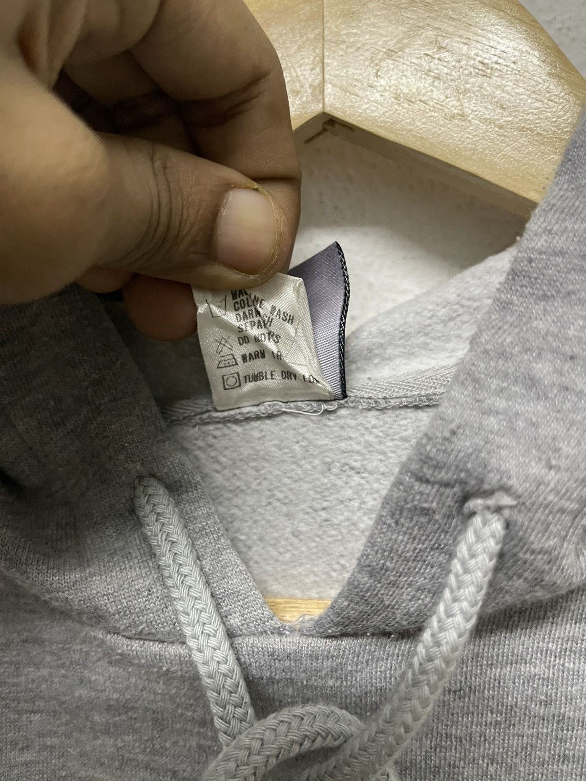 Armani Exchange 90s ARMANI EXCHANGE HOODIE MONOGRAM Size US S / EU 44-46 / 1 - 13 Thumbnail