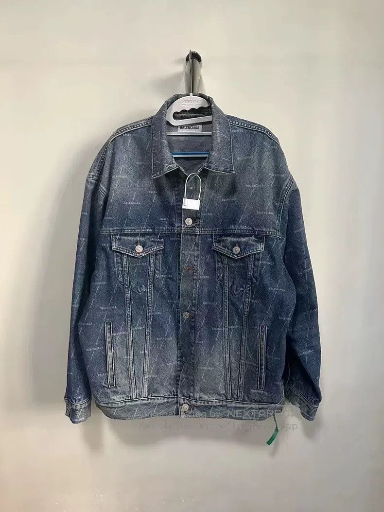 Balenciaga Balenciaga Bullet Screen Full Print Denim Jacket Size XXS / US 00 / IT 34 - 1 Thumbnail