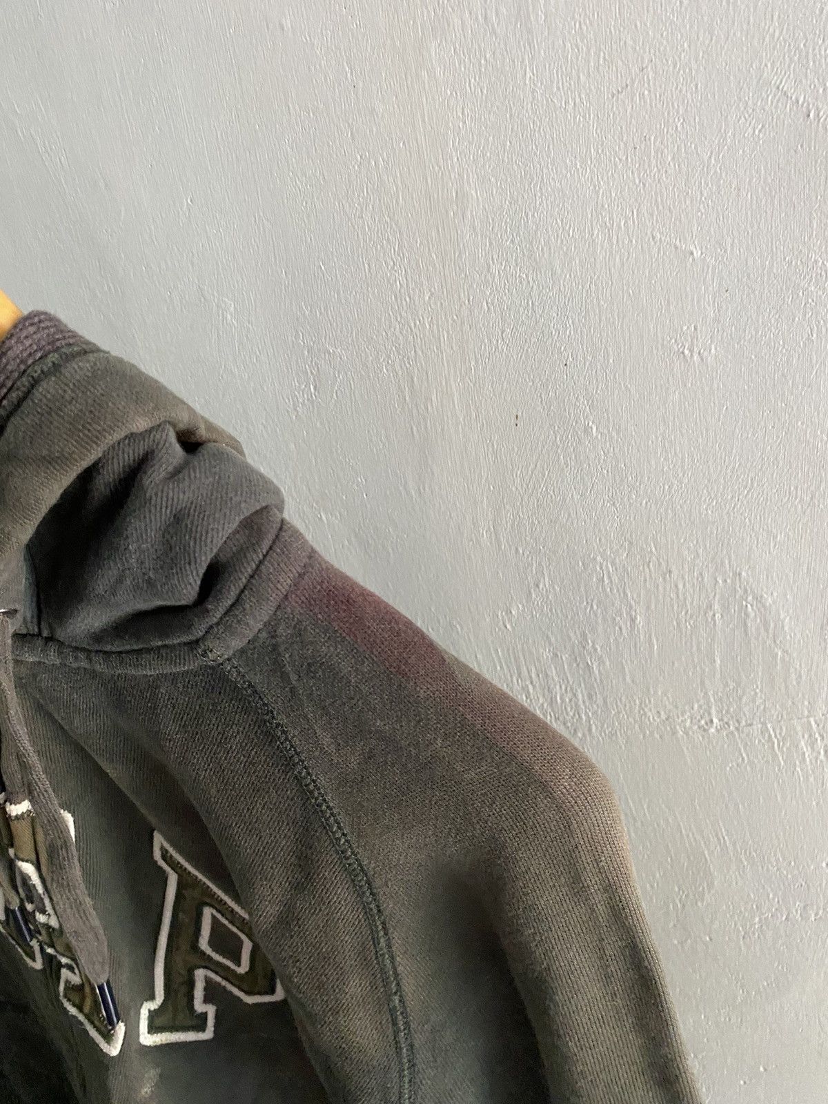 Gap × Kanye West Vintage gap distressed embroidery zip hoodie Size US M / EU 48-50 / 2 - 9 Thumbnail
