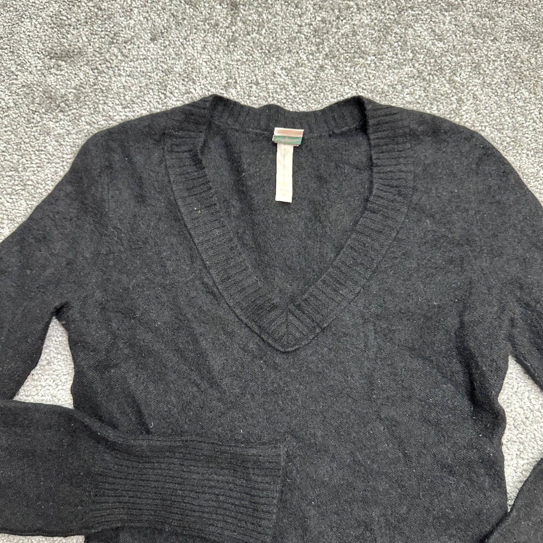 AQUA VINTAGE Aqua Pullover Sweater Womens Small Black Cashmere V-Neck Knit Size S / US 4 / IT 40 - 4 Thumbnail