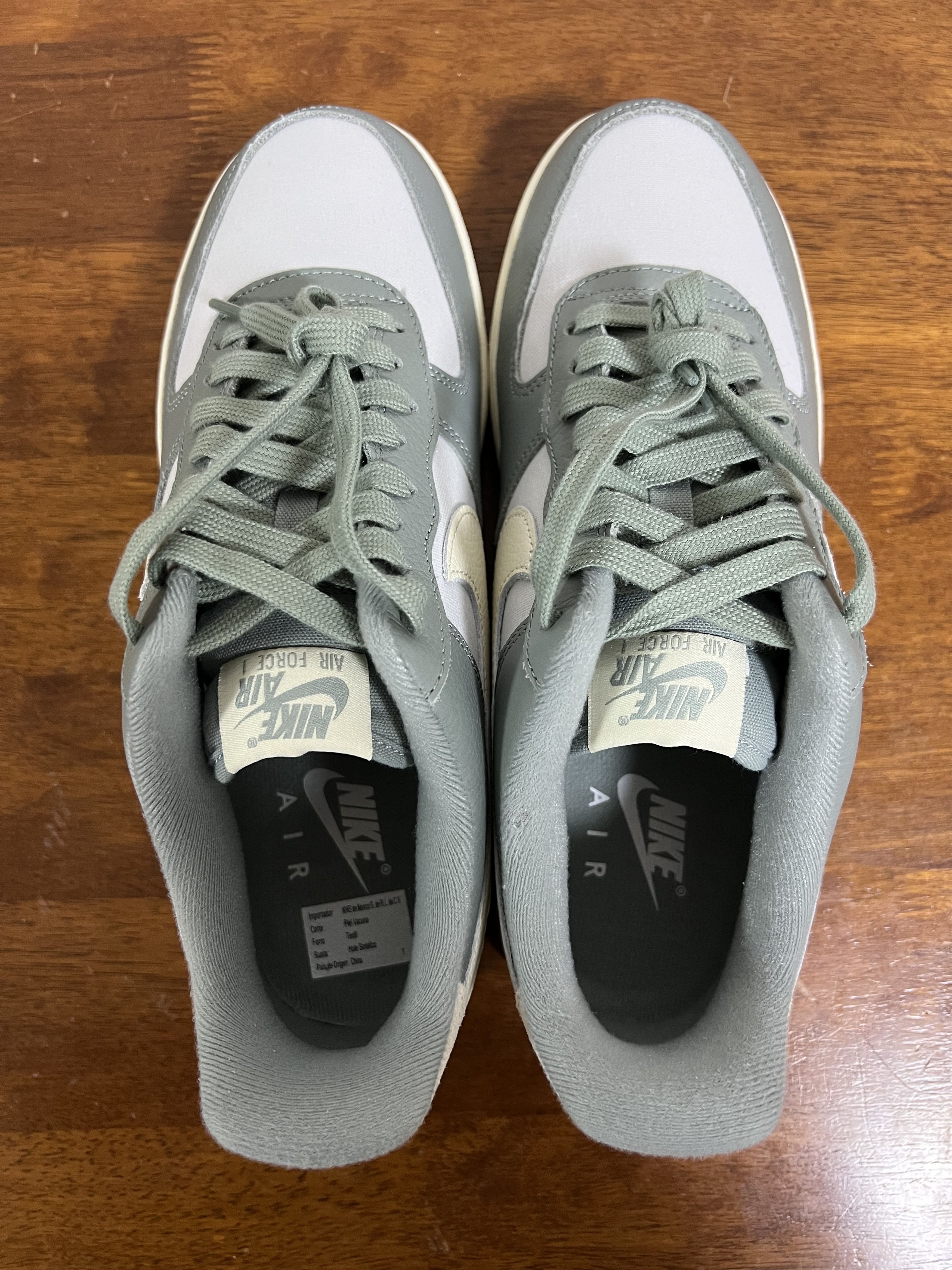 Nike 💚 2023 Nike Air Force 1 '07 LX Mica Green/Coconut Milk NEW Size US 8 / EU 41 - 11 Thumbnail