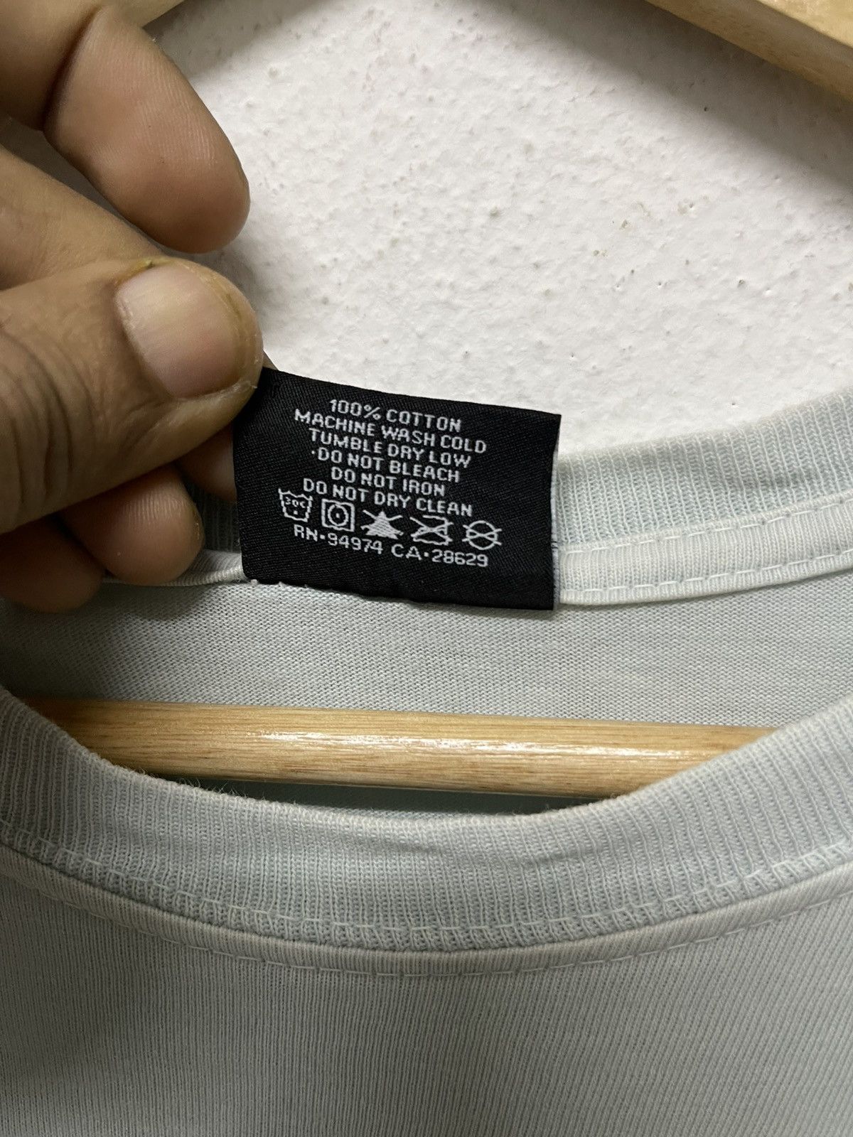 Stussy 2000s STUSSY WORLD TOUR TSHIRT Size US M / EU 48-50 / 2 - 8 Thumbnail