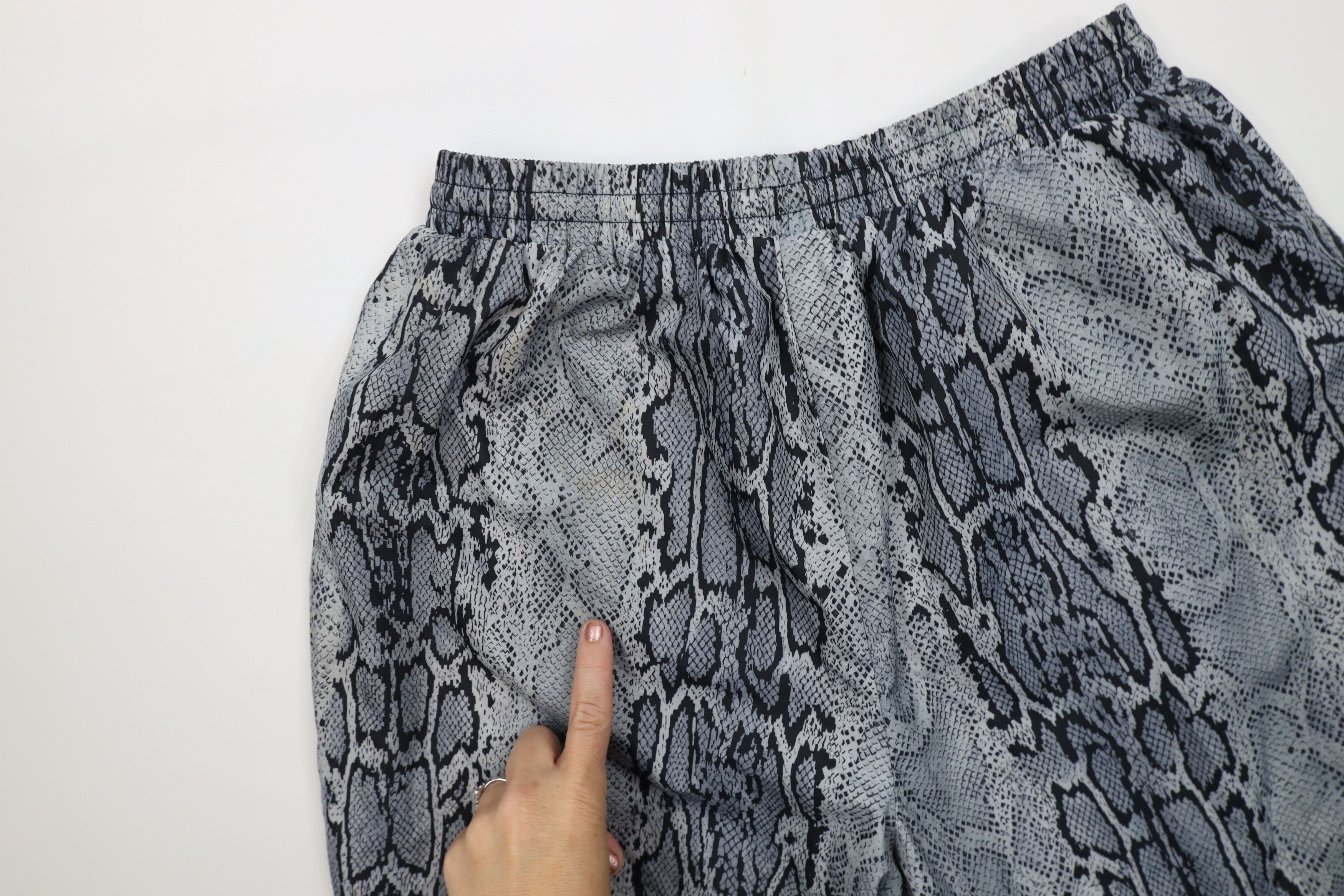 Vintage Vintage 90s Streetwear Snakeskin Windbreaker Pants Polyester Size 26" / US 2 / IT 38 - 16 Thumbnail