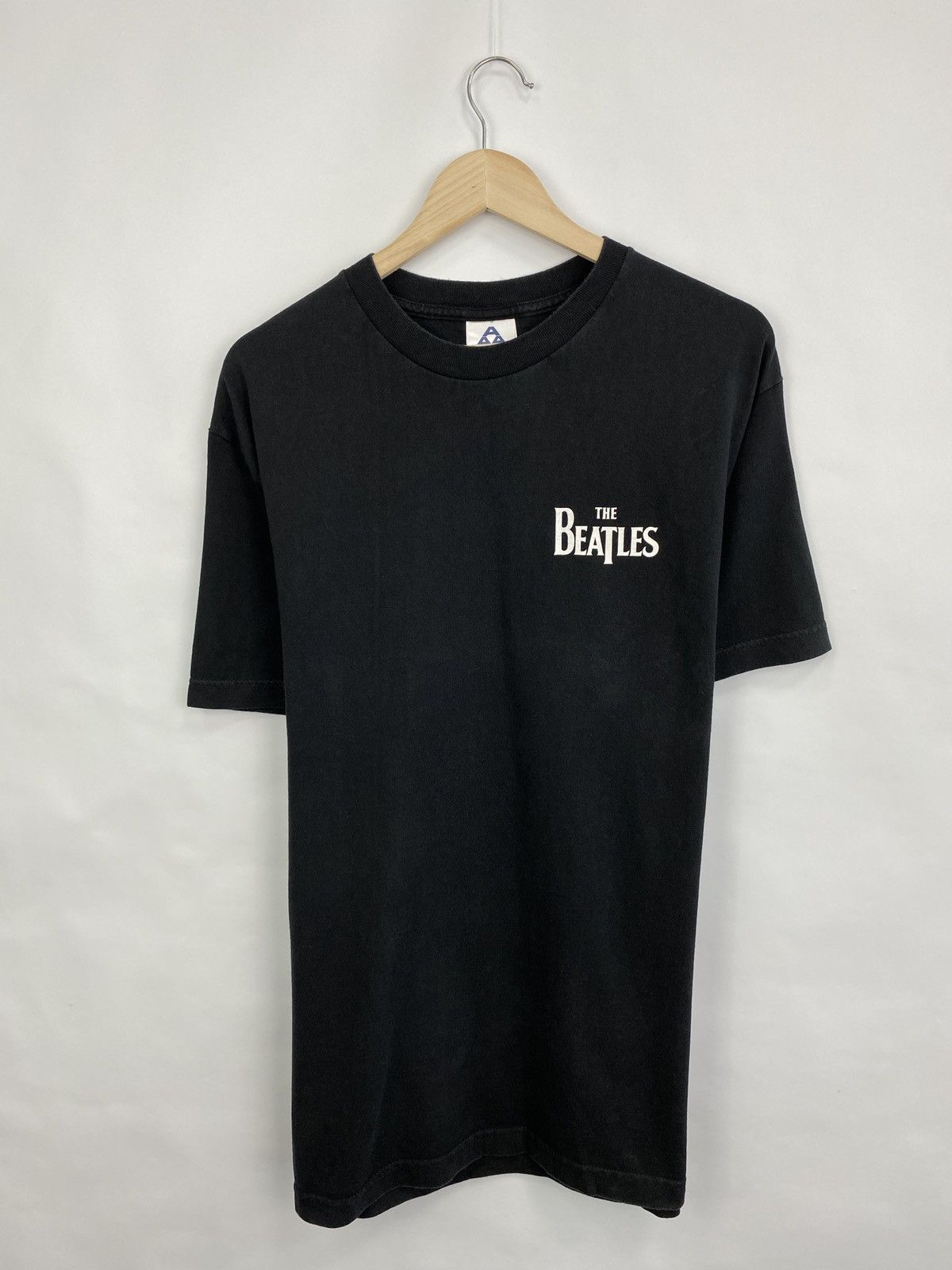 Band Tees 🇬🇧 Vintage 2002 The Beatles Apple Rare Retro T-Shirt Hype Y2K Size US L / EU 52-54 / 3 - 6 Thumbnail