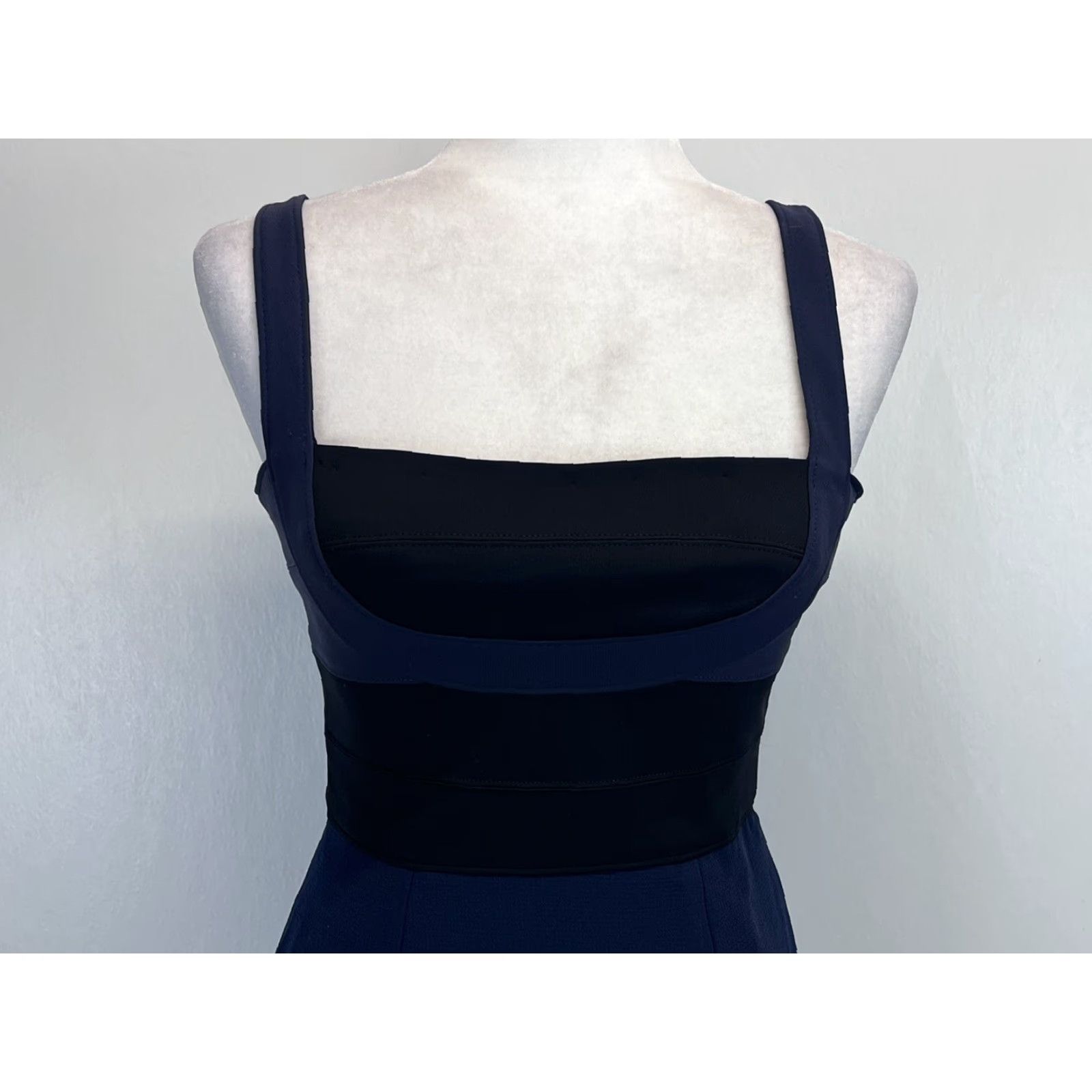 Bcbgmaxazria VINTAGE BCBGMAXAZRIA Women Dress Size 4 Sleeveless Mermaid Long Navy Black Size S / US 4 / IT 40 - 5 Thumbnail