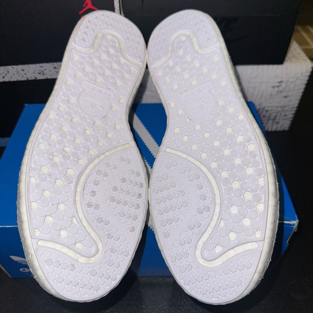 Adidas Size 10W - adidas Stan Smith Boost Metallic Silver - BB0108 Size US 10 / IT 40 - 5 Thumbnail