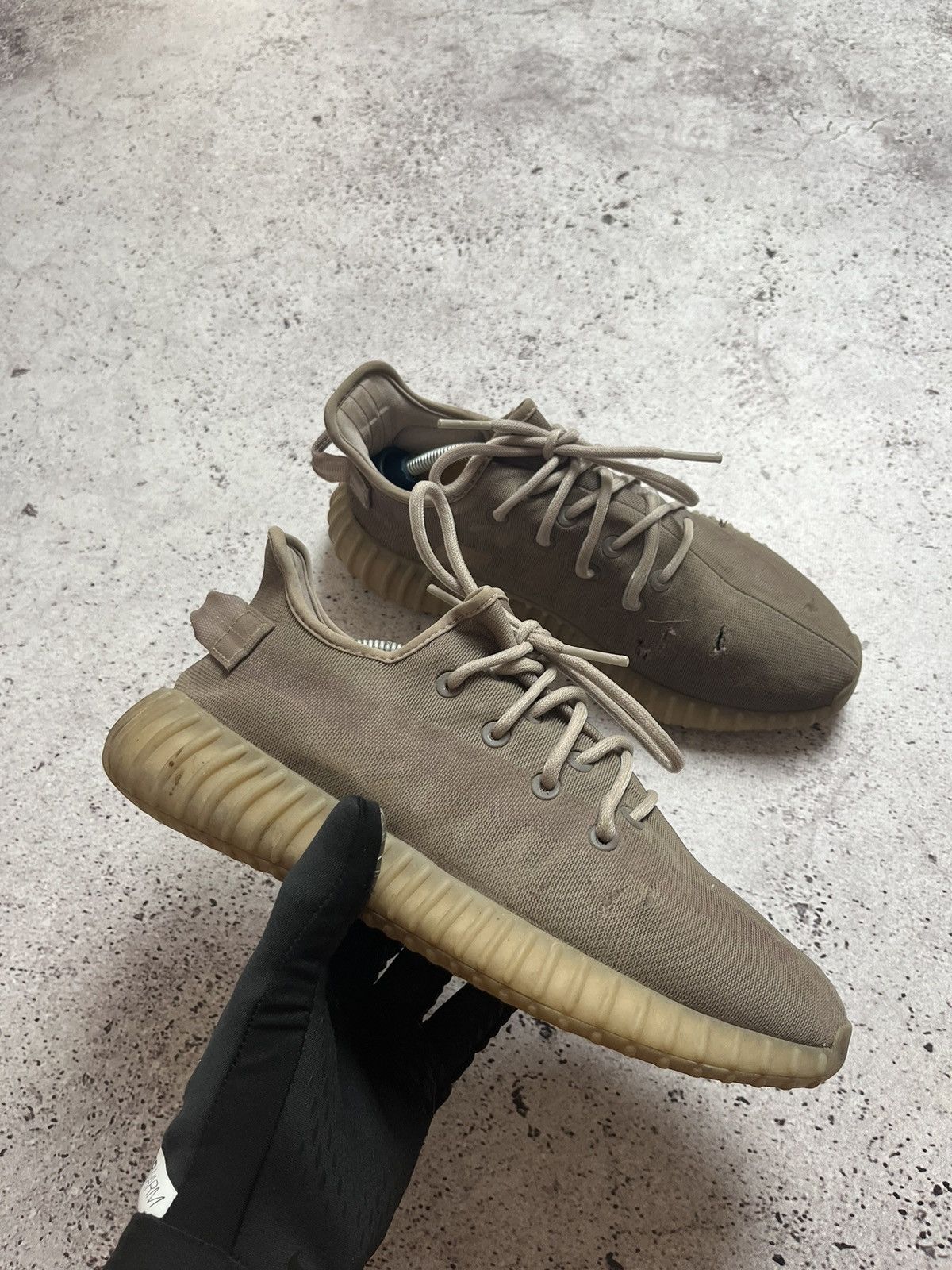Adidas × Kanye West Adidas Yeezy Boost v2 Mono Mist GW2871 Size US 7 / EU 40 - 1 Thumbnail