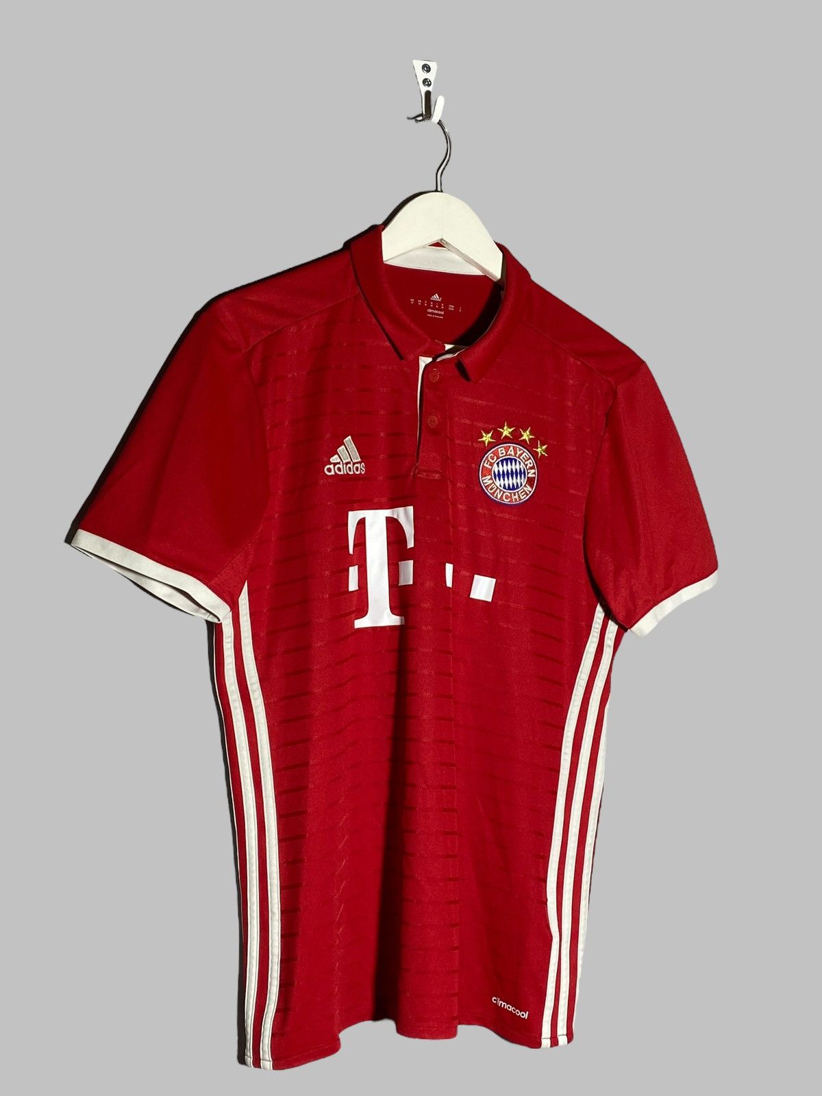 Adidas #5 Hummels Bayern München 2016/17 Adidas Football Shirt Size US M / EU 48-50 / 2 - 3 Thumbnail