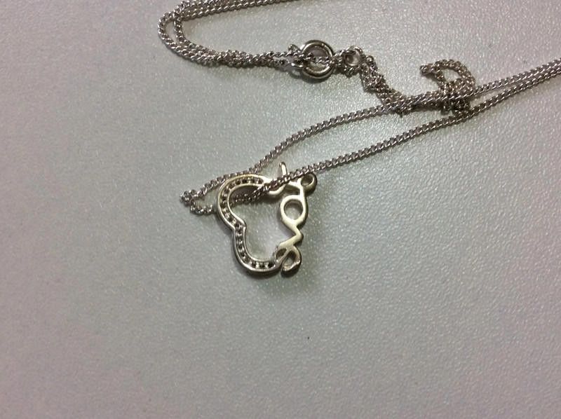 Designer Love heart ladies Silver Daimond Necklace Size ONE SIZE - 4 Thumbnail