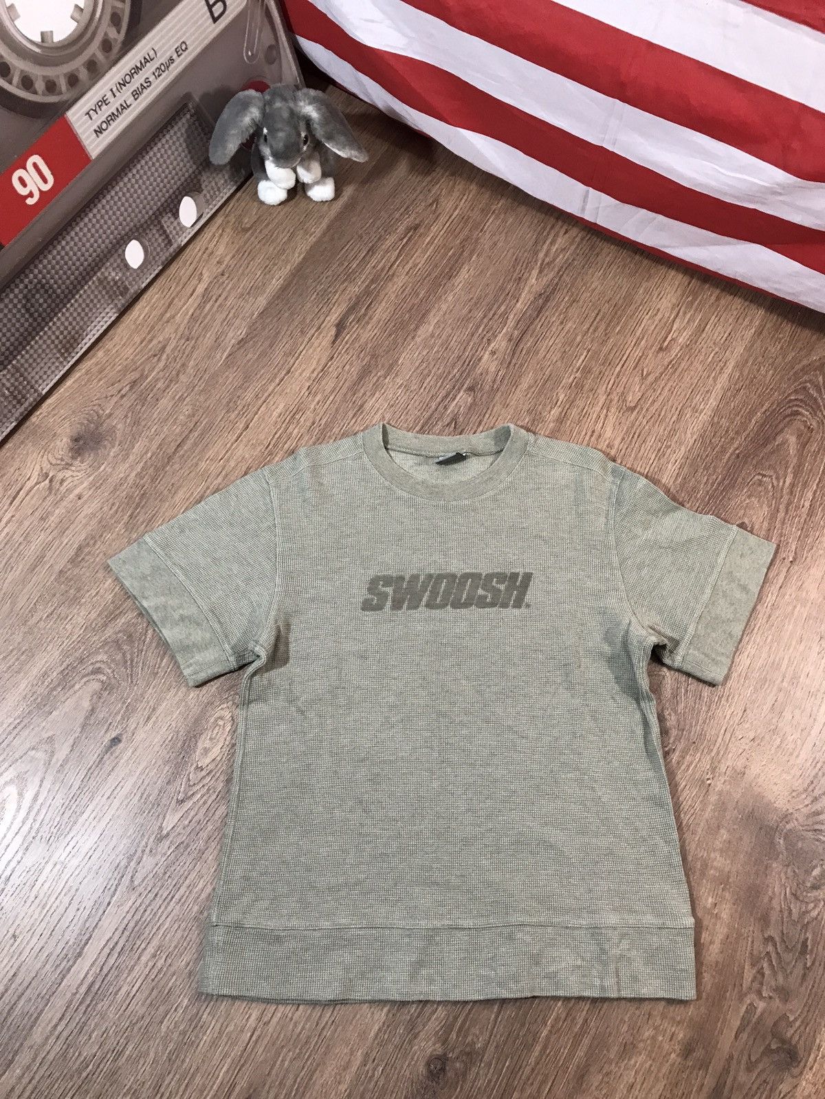 Vintage Vintage Nike T Shirt rare Swoosh size S-M Size US M / EU 48-50 / 2 - 1 Thumbnail