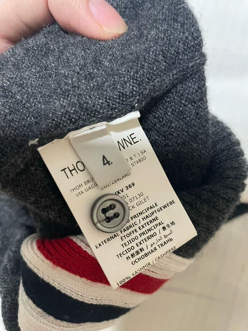 Thom Browne Thom Browne size4 The sheepskin vest is dark grey Size XXS / US 00 / IT 34 - 4 Thumbnail