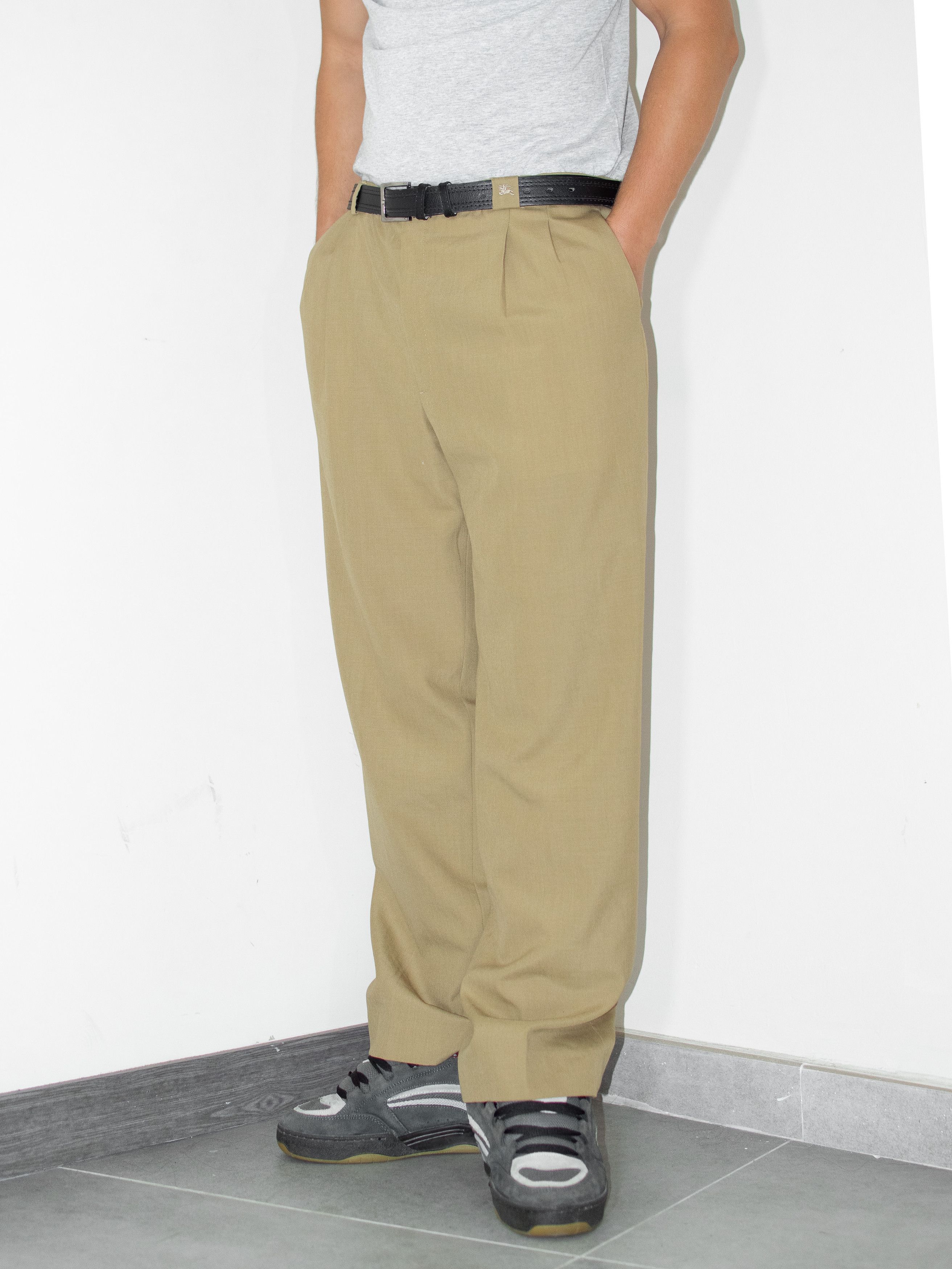 Burberry × Designer × Vintage 90s OG vintage Beige/brown Baggy fit Burberry chino Trousers Size US 29 - 4 Thumbnail