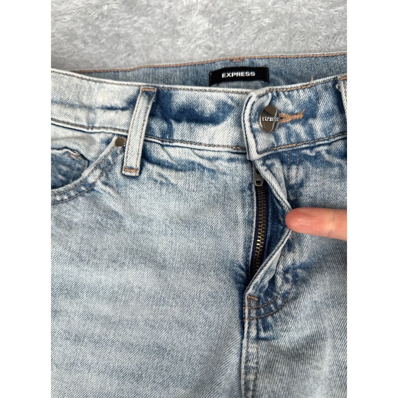 Vintage D. Jeans Womens Jeans Bootcut Distressed Light Wash Low Rise 30x31 Blue Cotton 4 Womens Jeans 30 Bootcut Distressed 4-in-1 Size 27" / US 4 / IT 40 - 5 Thumbnail