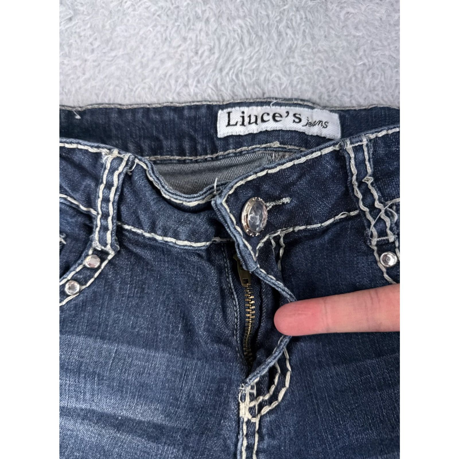 Denime Liuces Jeans Womens 7 Blue Denim Bootcut Distressed Dark Low Rise 25x26 Hemmed 26 Inseam Regular 5-Pocket Logo Embroidered Button Cotton Blend Stretch Size 28" / US 6 / IT 42 - 5 Thumbnail