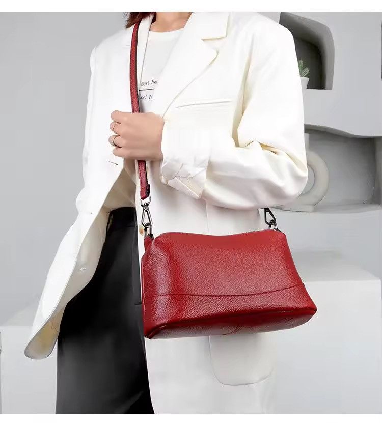 Japanese Brand × Leather Genuine Leather Shoulder Bag Size ONE SIZE - 2 Thumbnail