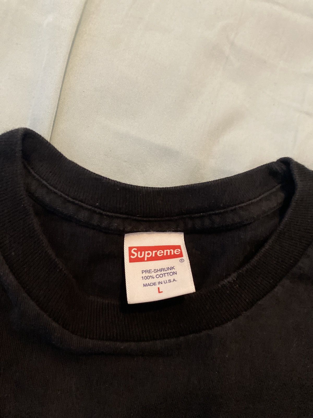 Supreme Supreme Bite T Shirt Large Size US L / EU 52-54 / 3 - 4 Thumbnail