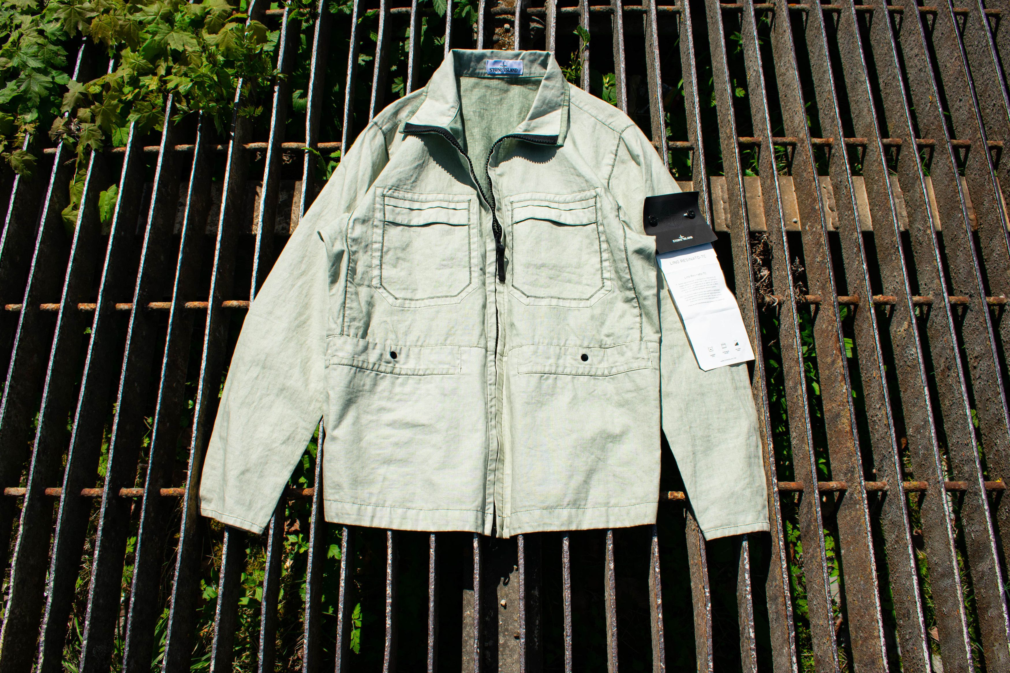 image of Stone Island Lino Resinato Tc Jacket in Green, Men's (Size Large)