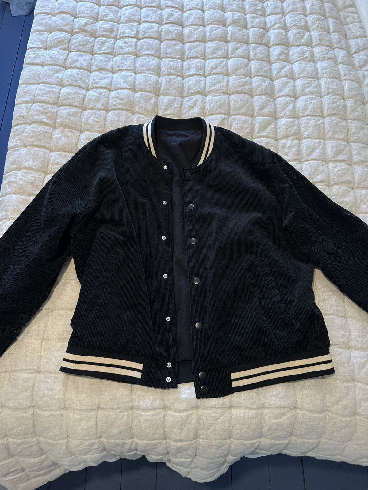 Forever 21 Black corduroy varsity bomber Size US XL / EU 56 / 4 - 1 Thumbnail