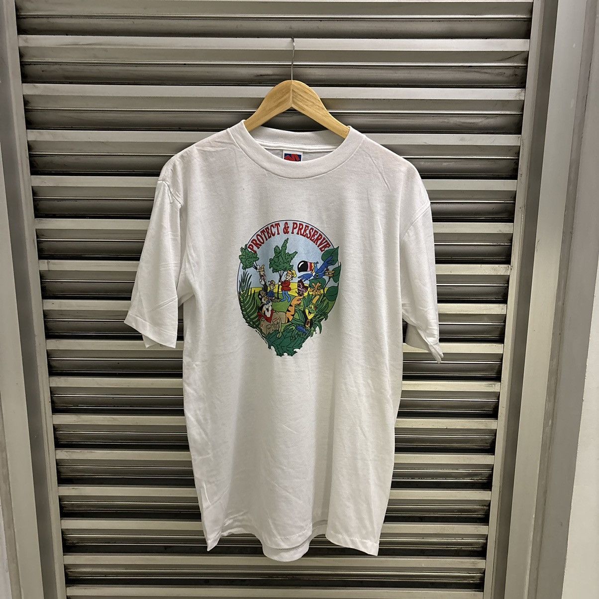Vintage Vintage 90s 1993 Kelloggs Tony Tiger T-Shirt Size US L / EU 52-54 / 3 - 1 Thumbnail