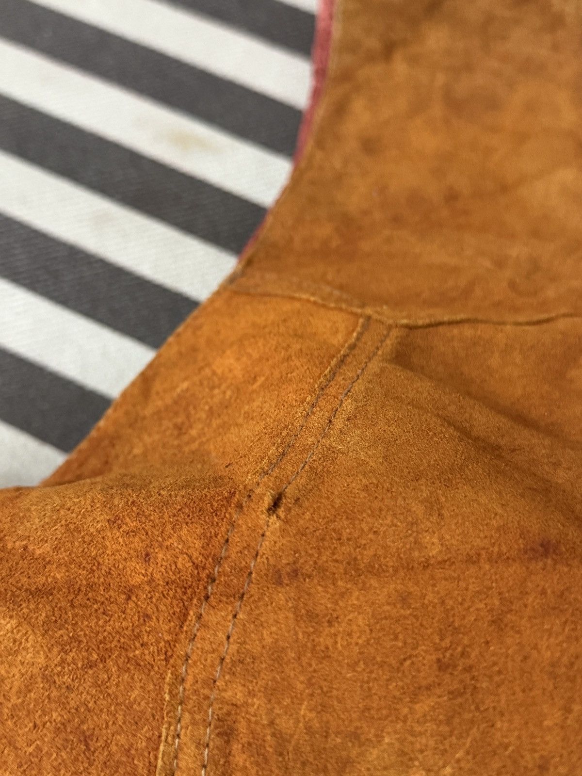 Genuine Leather 🔥🔥🔥ARCHIVE VTG STEER SUEDE LEATHER VEST Size US M / EU 48-50 / 2 - 7 Thumbnail